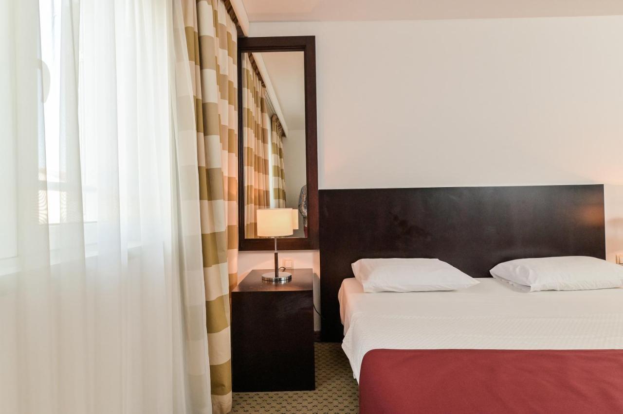 International Hotel 3*