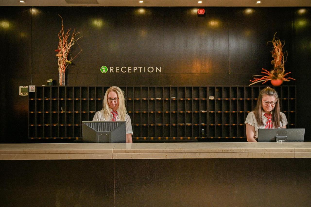 International Hotel