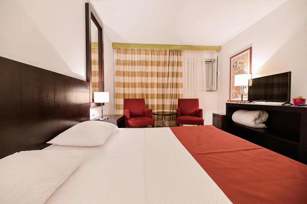 International 3* Rab Town